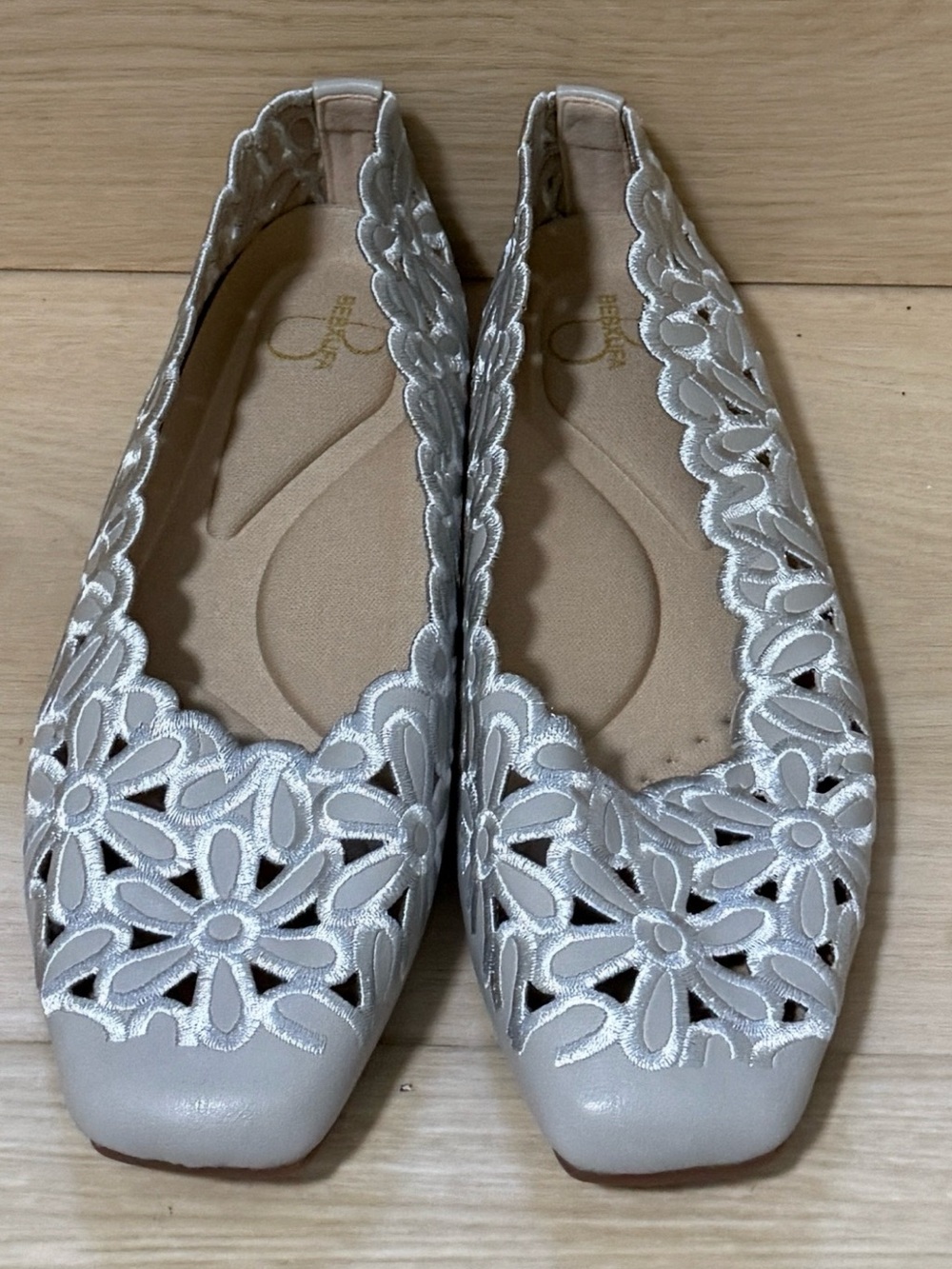 Women's Floral Cutout Ballet Flats in Light Silver